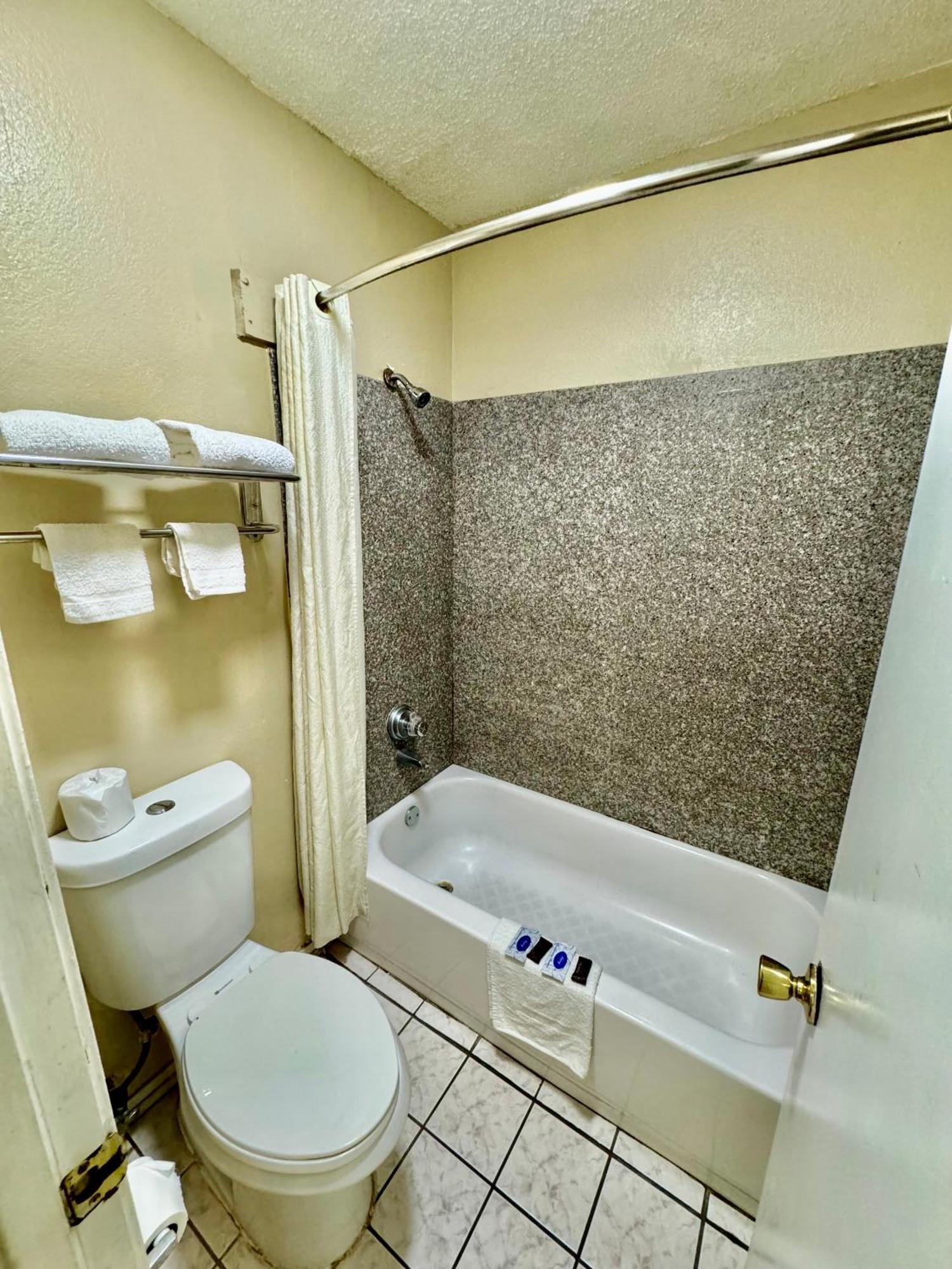 Seagoville Inn Екстериор снимка